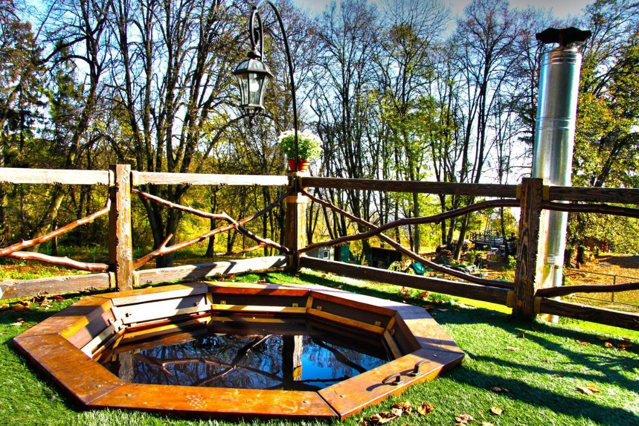 Panorama Hotel & Spa TTchernivtsi Extérieur photo